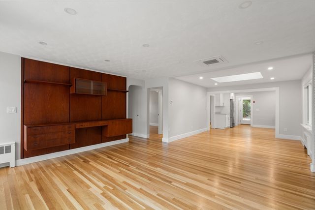 15 Judkins Rd, Medford, MA 02155