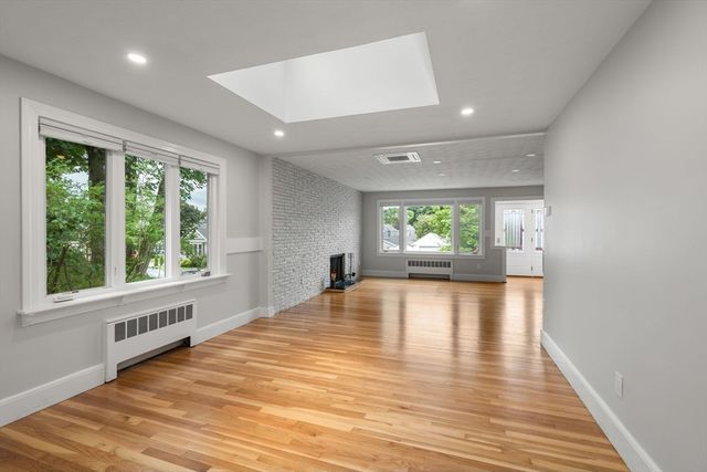 15 Judkins Rd, Medford, MA 02155