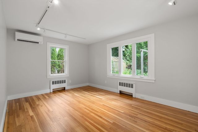 15 Judkins Rd, Medford, MA 02155