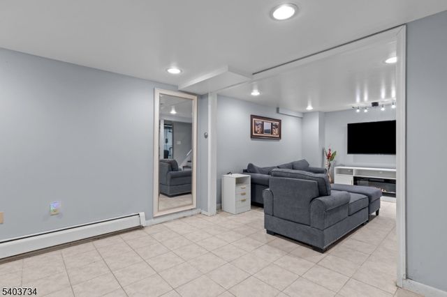 148 Locust Dr, Union Twp., NJ 07083