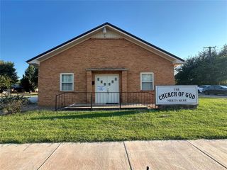 1301 E Independence St Street, Shawnee, OK 74804