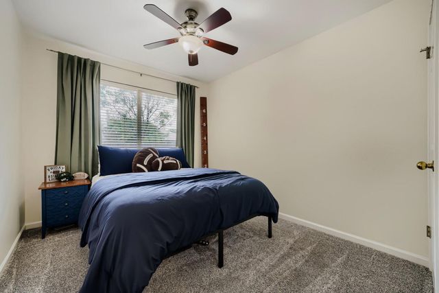 222 Quail CIR, Hutto, TX 78634