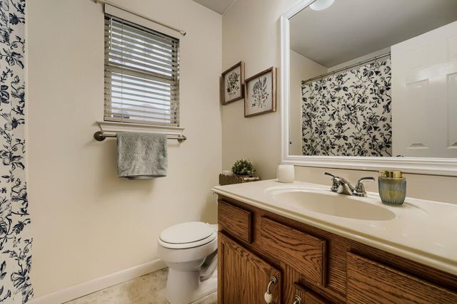 222 Quail CIR, Hutto, TX 78634