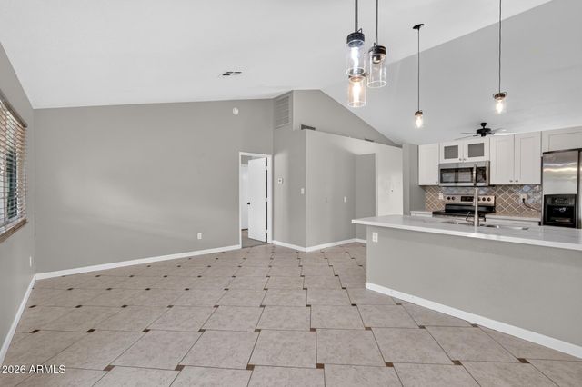 2926 E ISABELLA Avenue, Mesa, AZ 85204