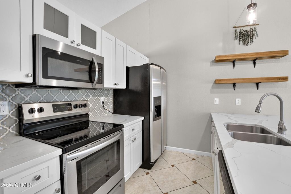 2926 E ISABELLA Avenue, Mesa, AZ 85204