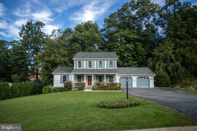 73 WOODLAND DR, Shrewsbury, PA 17361