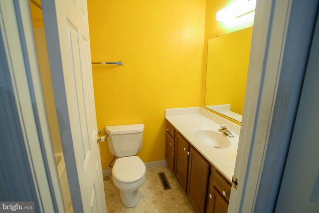 73 WOODLAND DR, Shrewsbury, PA 17361