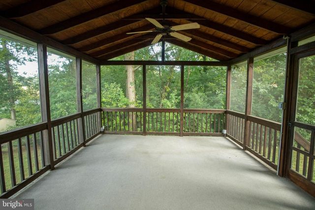 73 WOODLAND DR, Shrewsbury, PA 17361