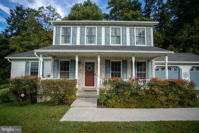 73 WOODLAND DR, Shrewsbury, PA 17361