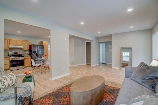 4527 Holly Street, North Charleston, SC 29405