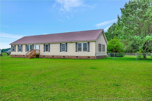 1100 Brisson Road, St Pauls, NC 28384
