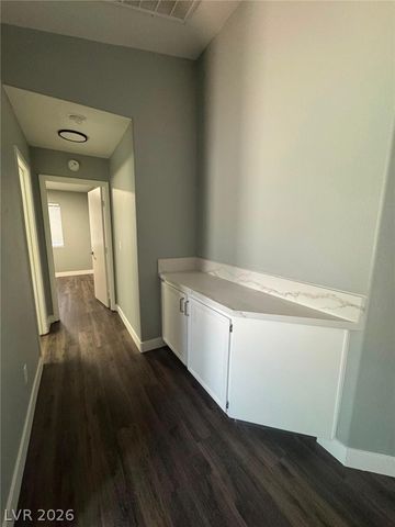 4339 Coyote Crest Court, Las Vegas, NV 89147