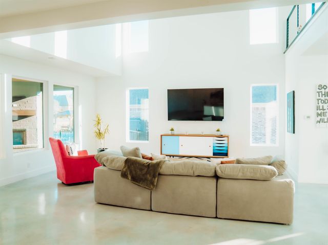 7800 South Shoreline Blvd, Benton, AR 72019