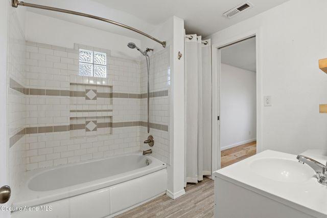 714 W Davidson Ave, Coeur D'alene, ID 83814