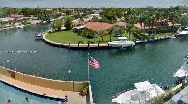 2500 NE 135th St C502, North Miami, FL 33181