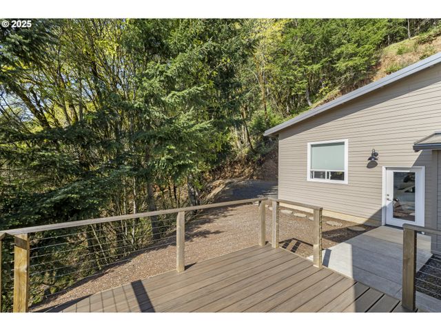 32435 Ne CORRAL CREEK Rd, Newberg, OR 97132