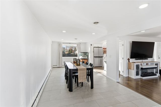 85 Union Avenue, Warwick, RI 02889