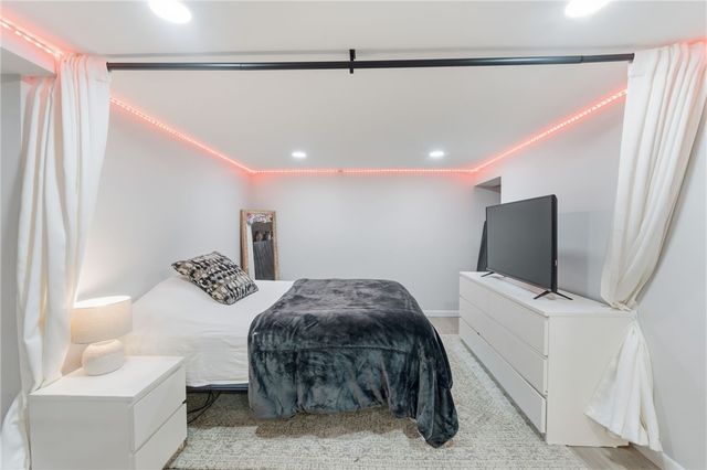 85 Union Avenue, Warwick, RI 02889