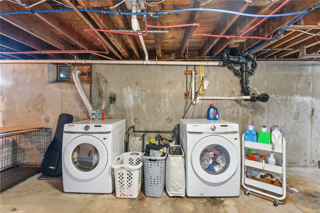 85 Union Avenue, Warwick, RI 02889