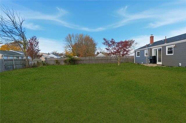 85 Union Avenue, Warwick, RI 02889