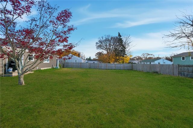 85 Union Avenue, Warwick, RI 02889