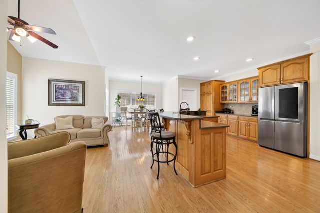 105 Beacon Light Cv, Hendersonville, TN 37075
