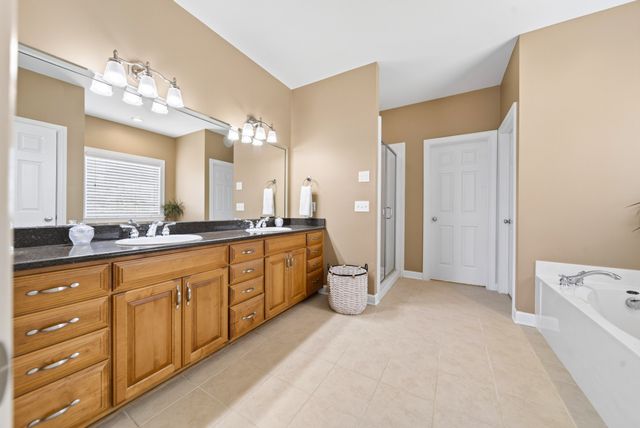105 Beacon Light Cv, Hendersonville, TN 37075