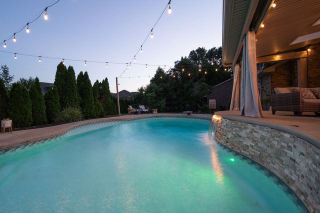 105 Beacon Light Cv, Hendersonville, TN 37075