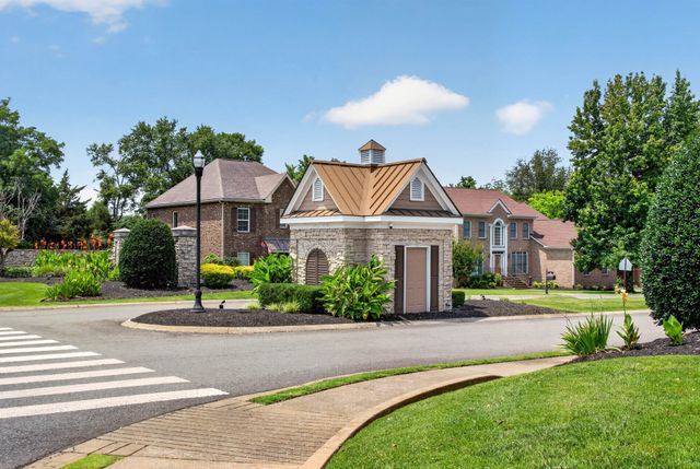 105 Beacon Light Cv, Hendersonville, TN 37075