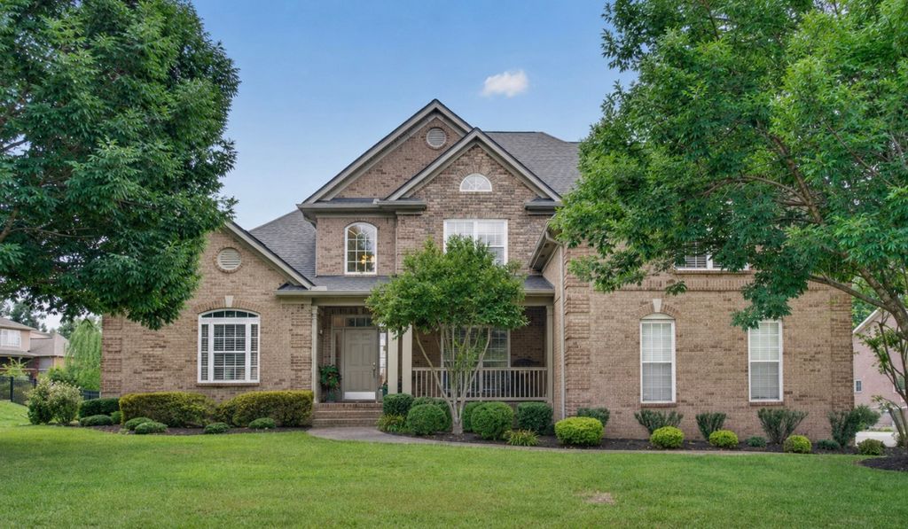 105 Beacon Light Cv, Hendersonville, TN 37075