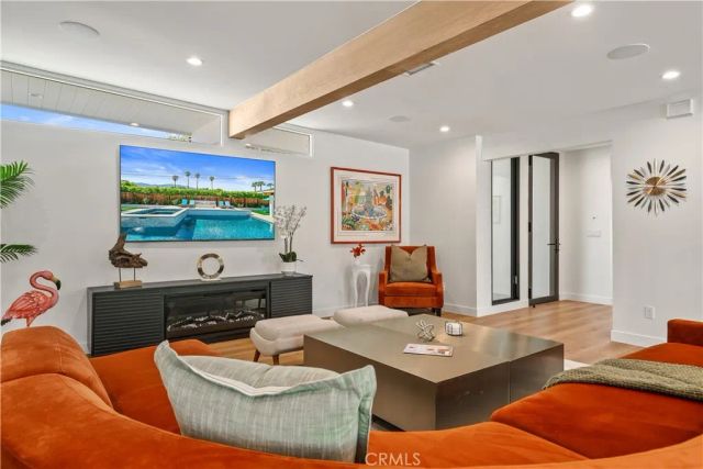 1995 N San Clemente Road, Palm Springs, CA 92262