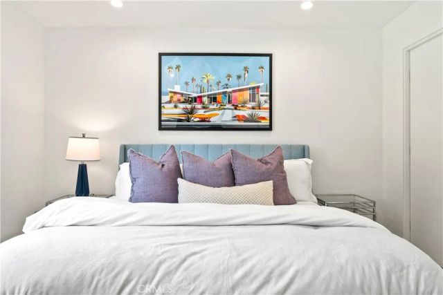 1995 N San Clemente Road, Palm Springs, CA 92262