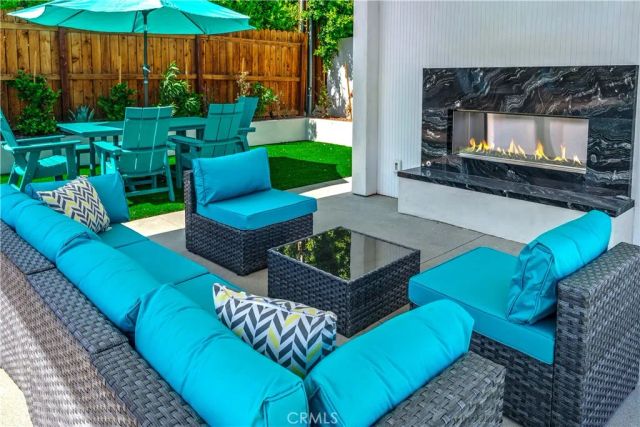 1995 N San Clemente Road, Palm Springs, CA 92262