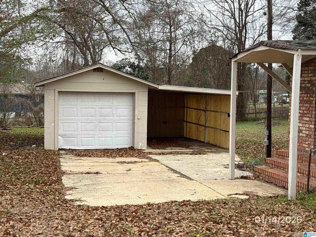 534 1ST STREET SW, Graysville, AL 35073