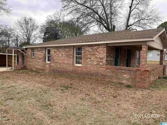 534 1ST STREET SW, Graysville, AL 35073