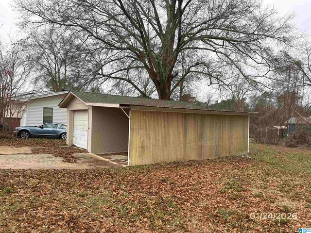 534 1ST STREET SW, Graysville, AL 35073
