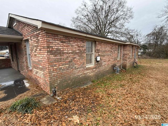 534 1ST STREET SW, Graysville, AL 35073