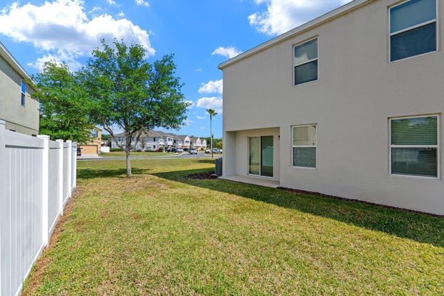 824 ASHENTREE DRIVE, Plant City, FL 33563