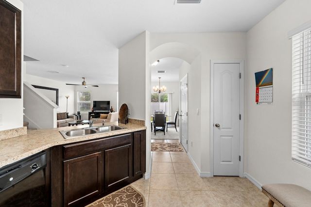 824 ASHENTREE DRIVE, Plant City, FL 33563