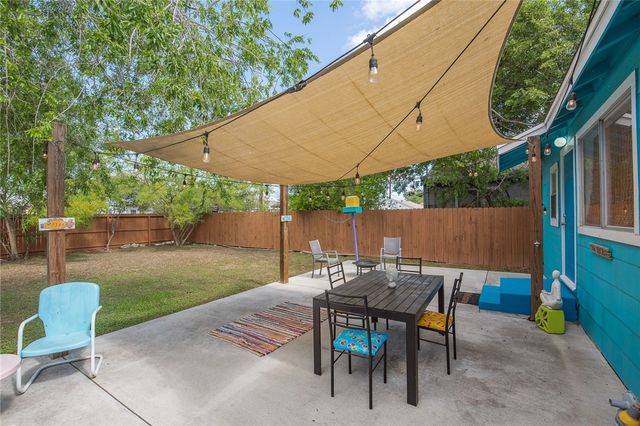 626 Robert Dr, Corpus Christi, TX 78412