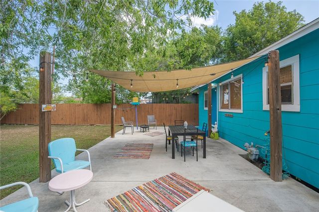 626 Robert Dr, Corpus Christi, TX 78412