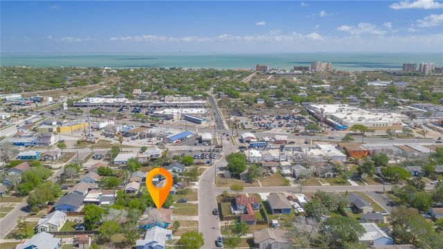 626 Robert Dr, Corpus Christi, TX 78412