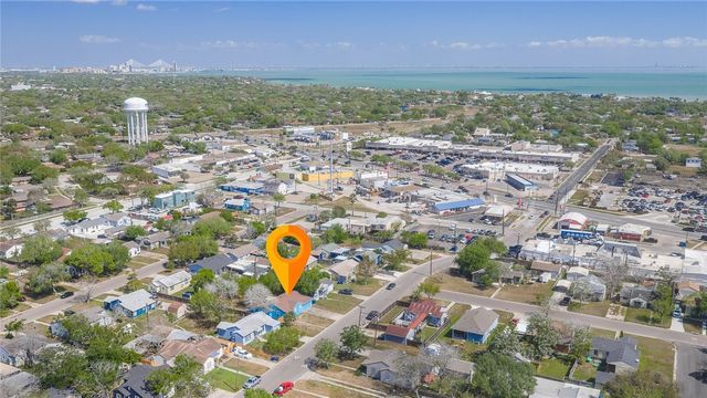 626 Robert Dr, Corpus Christi, TX 78412