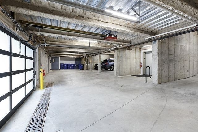 40 Fisher Ave 101, Boston, MA 02120