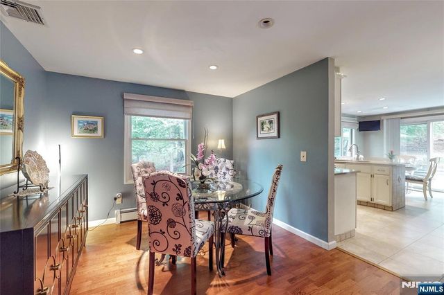 50 Seminole Avenue, Oakland, NJ 07436