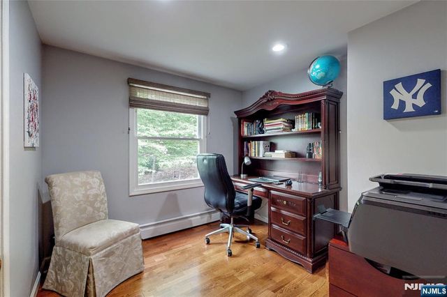 50 Seminole Avenue, Oakland, NJ 07436