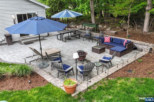 50 Seminole Avenue, Oakland, NJ 07436