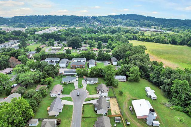 2725 Apple Orchard Drive, NW, Cleveland, TN 37312