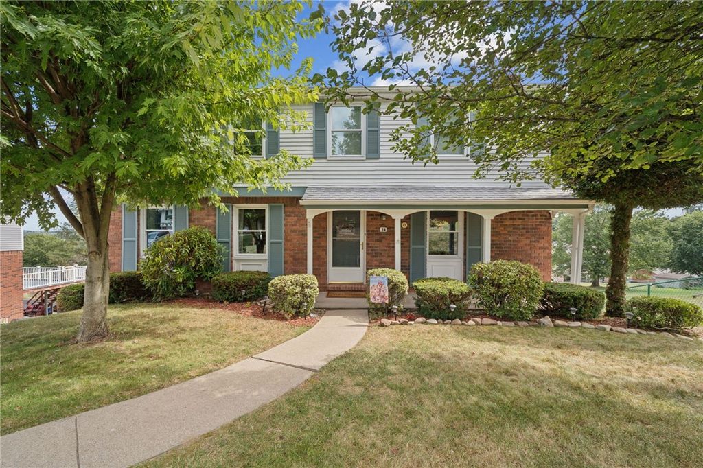 24 Adrian Dr, Hempfield Twp, PA 15601