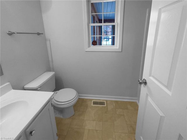 1119 Picard Street, Greensboro, NC 27405